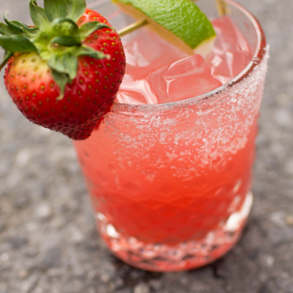 Copycat Cutwater Strawberry Margarita Recipe