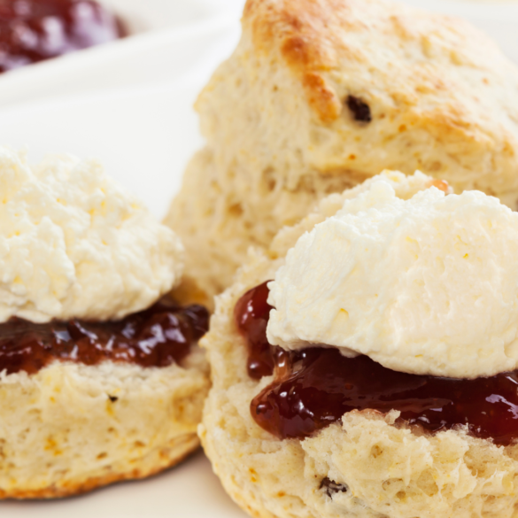Sour Cream Rhubarb Scones Recipe